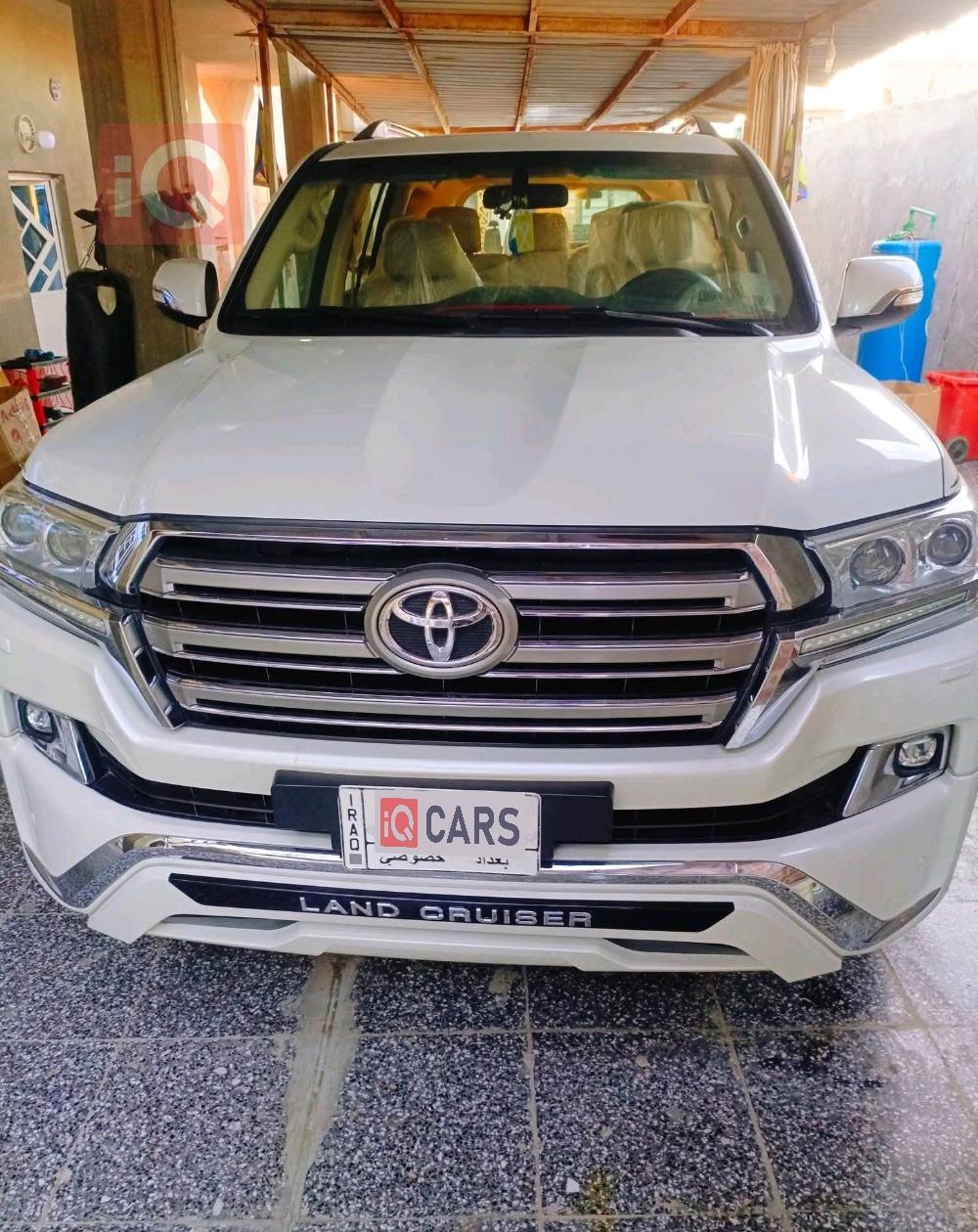 تويوتا لاندكروزر